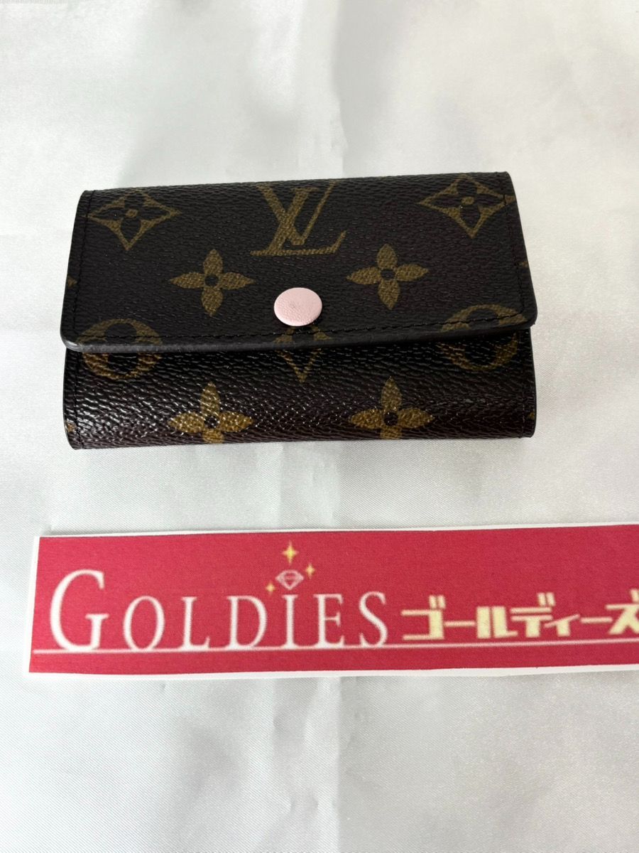 Louis Vuitton ルイヴィトン ミュルティクレ6 モノグラム イニシャル入りです M-1657