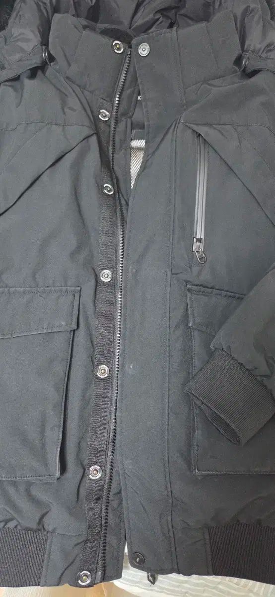 ナショナルジオグラフィック ブラック