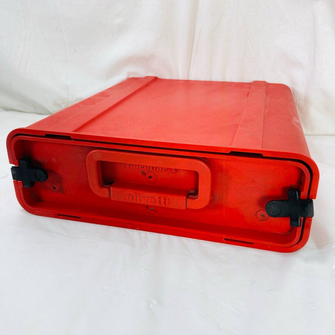 Olivetti Valenetime タイプライター オリベッティ 赤いバケツ - メルカリ
