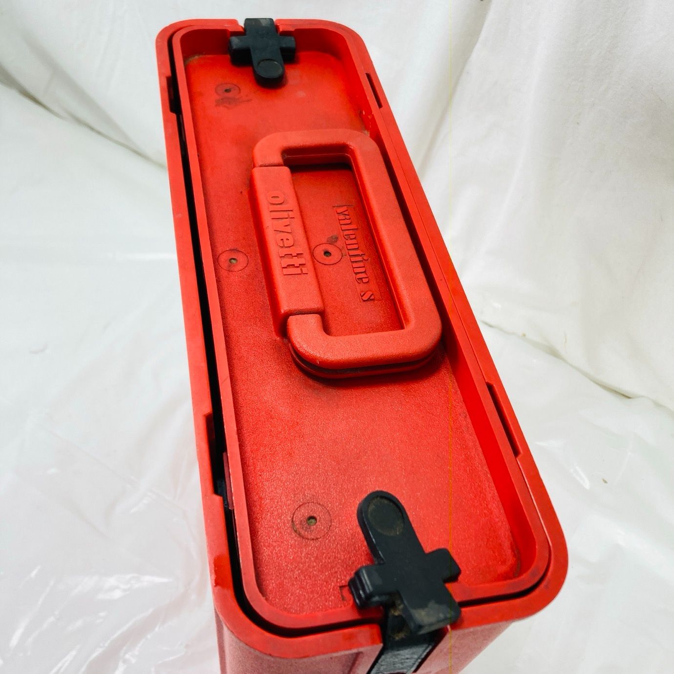 Olivetti Valenetime タイプライター オリベッティ 赤いバケツ - メルカリ