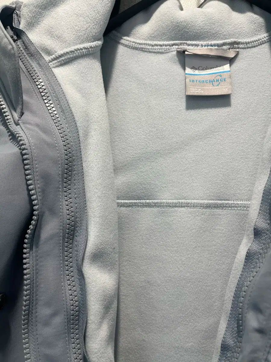 コロンビア ウィンドブレーカー