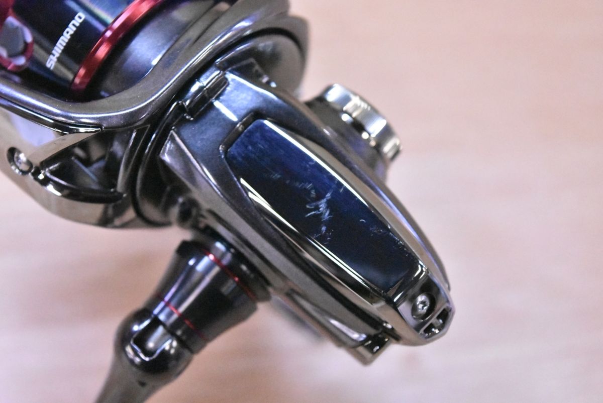 スピニングリール