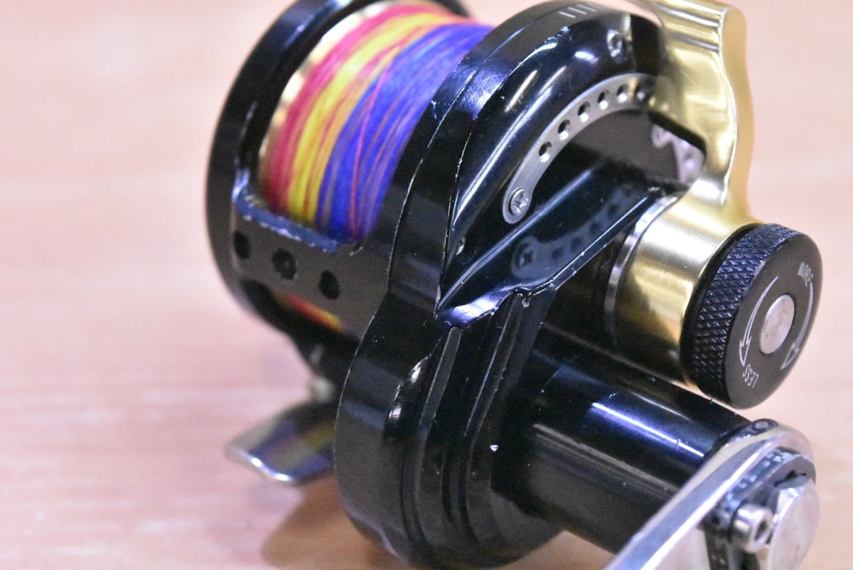 オーシャンフリークス キャプチャ 30HG 左 ベイトリール Ocean freaks