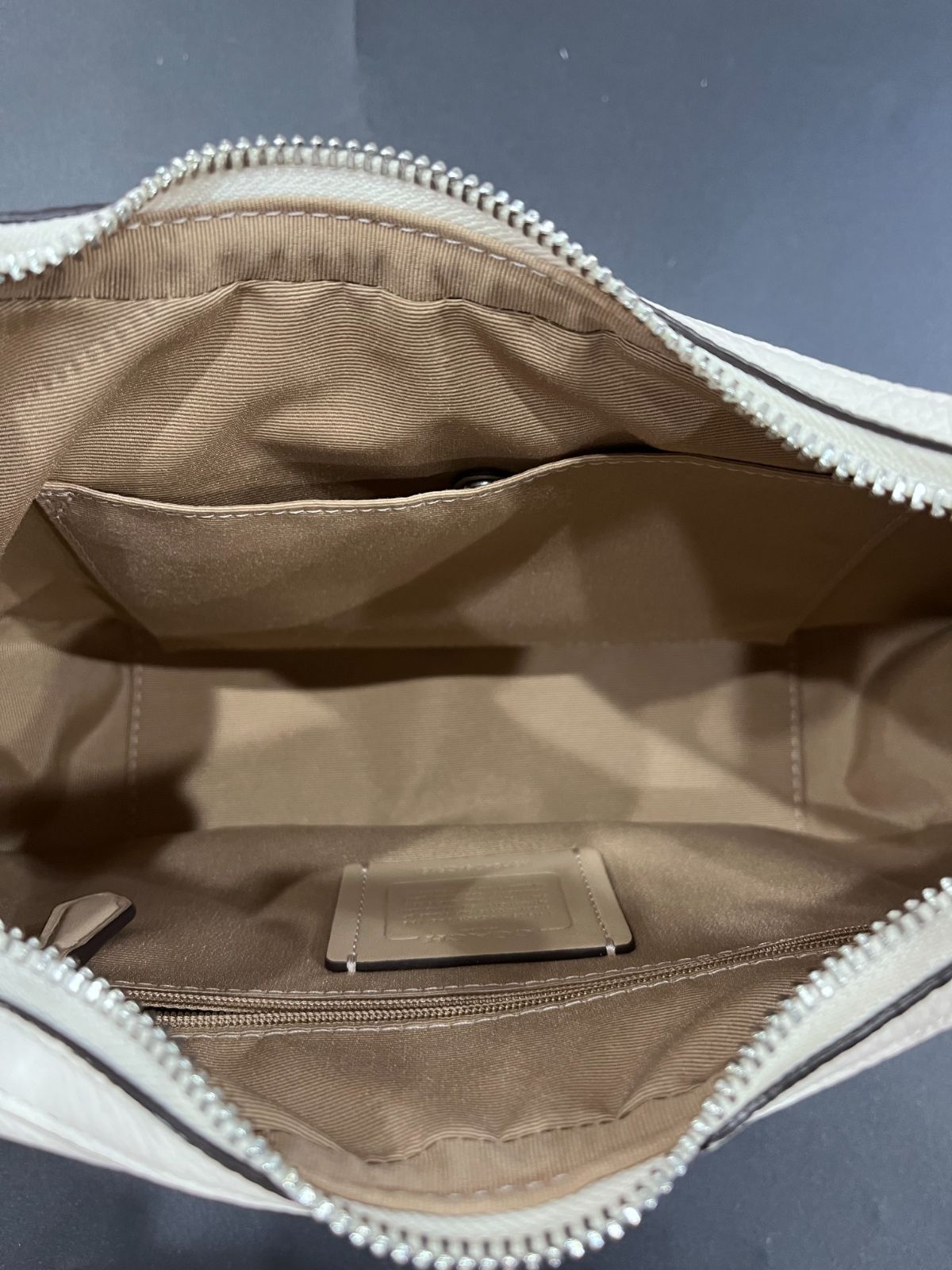 ショルダーバッグ