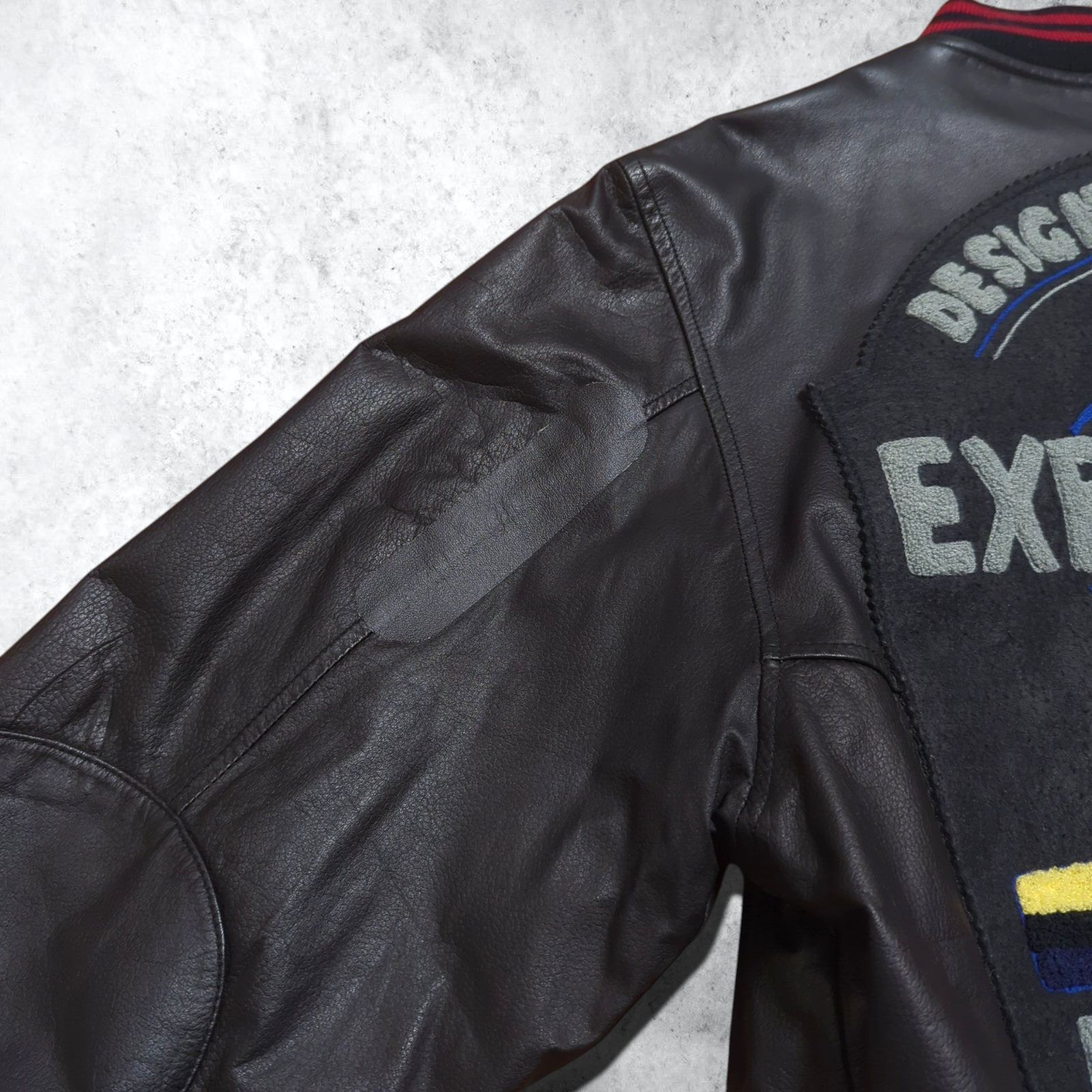 EXPLORATION 韓国製 サガラ 刺繍 国旗 フラッグ 本革 レザー