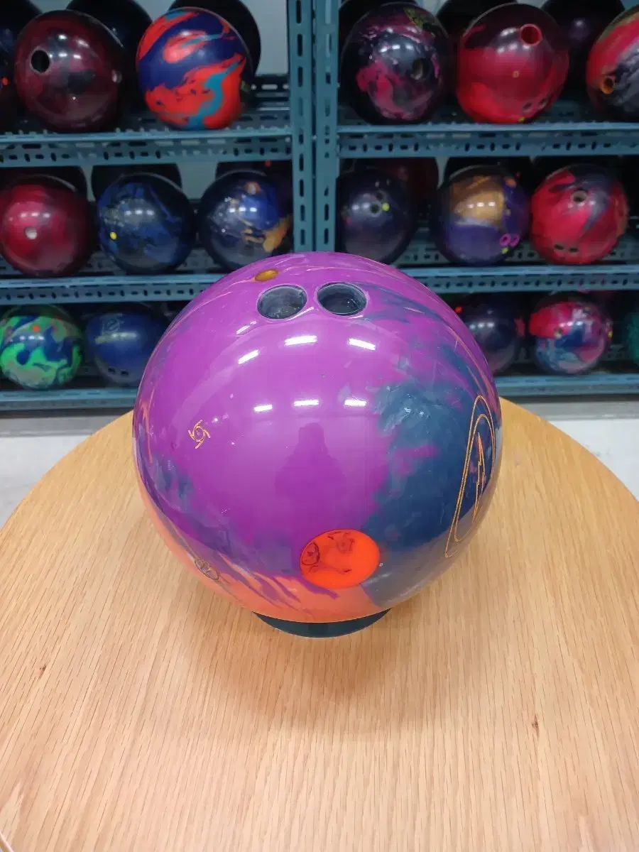 ボーリングボール 完 15 p トゥーフィンガー ソーラー パララックス