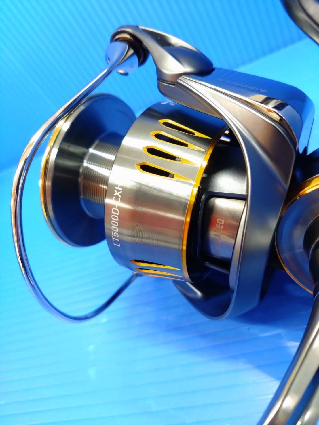 ダイワ 23エアリティ LT5000D CXH スピニング 人気モデル ショアジギング 03