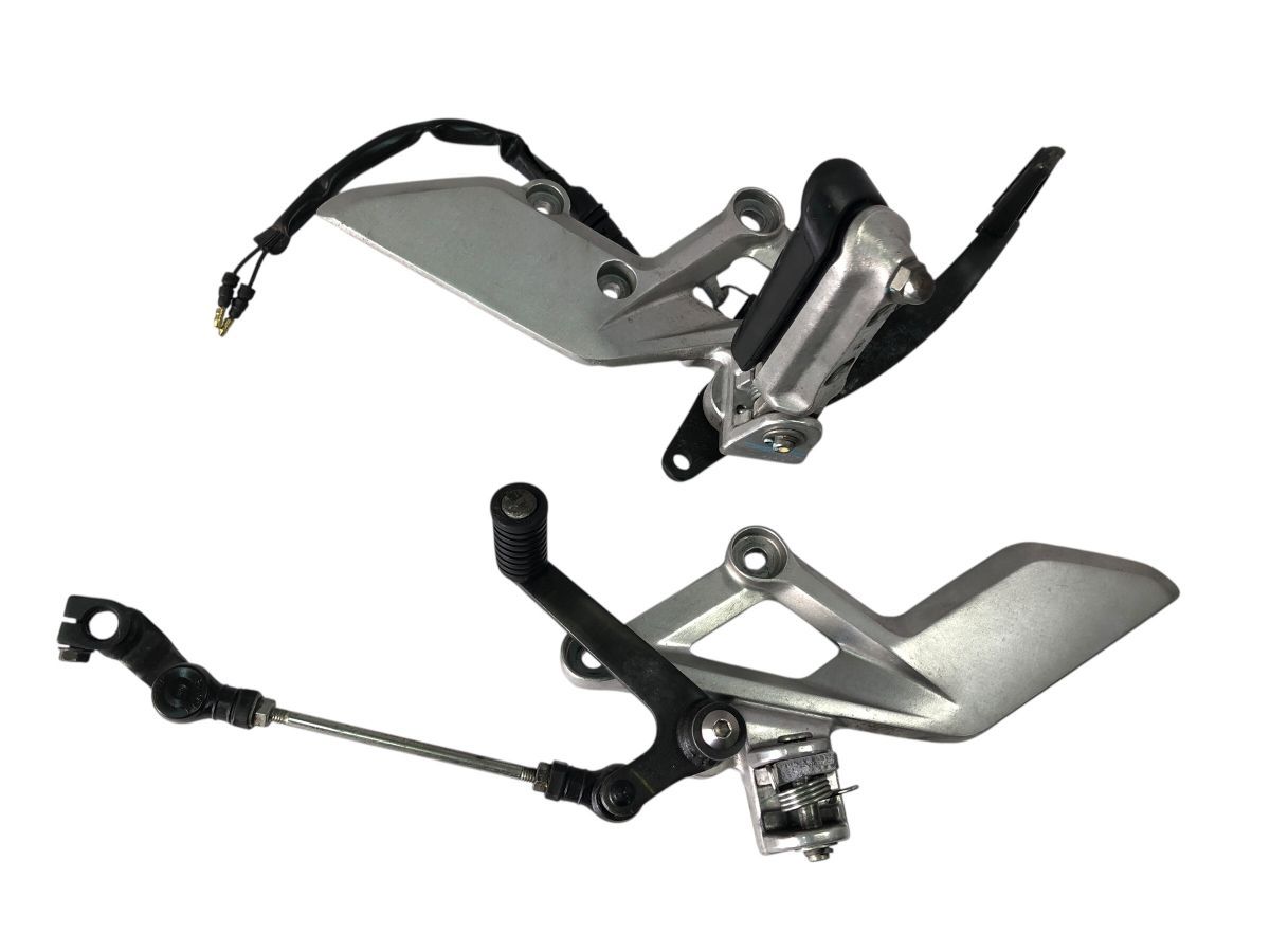 CBR 250 R ABS MC 41 後期 低走行7427 km ステッププレート シフトペダル ブレーキ 目 交換 補修にも 2790 M 7406