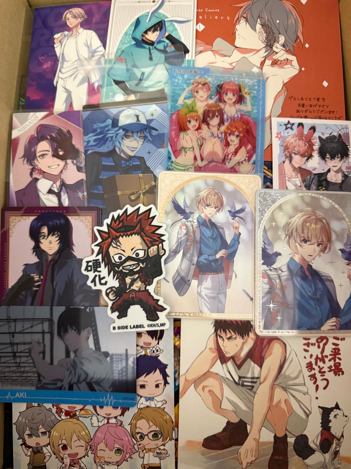 紙類 アニメ ゲーム まとめ売り 大量 コースター ポストカード カード