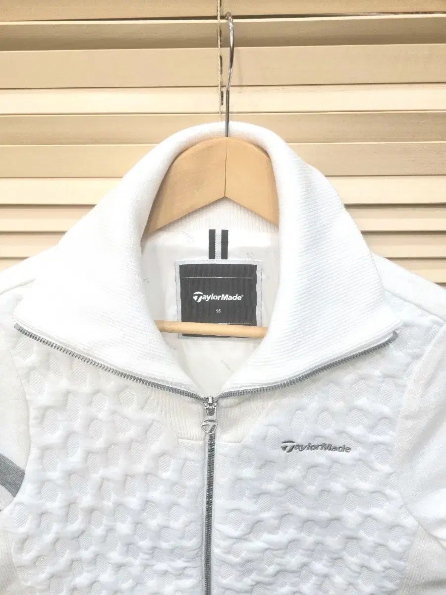 TaylorMade Golf テーラーメイドゴルフ レディース 防風 ニット