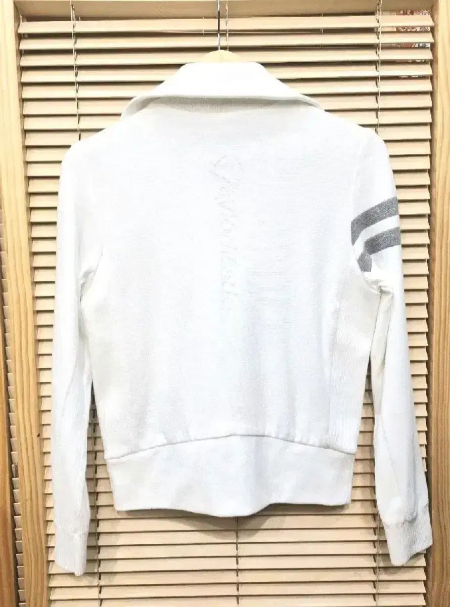 テーラーメイドゴルフ