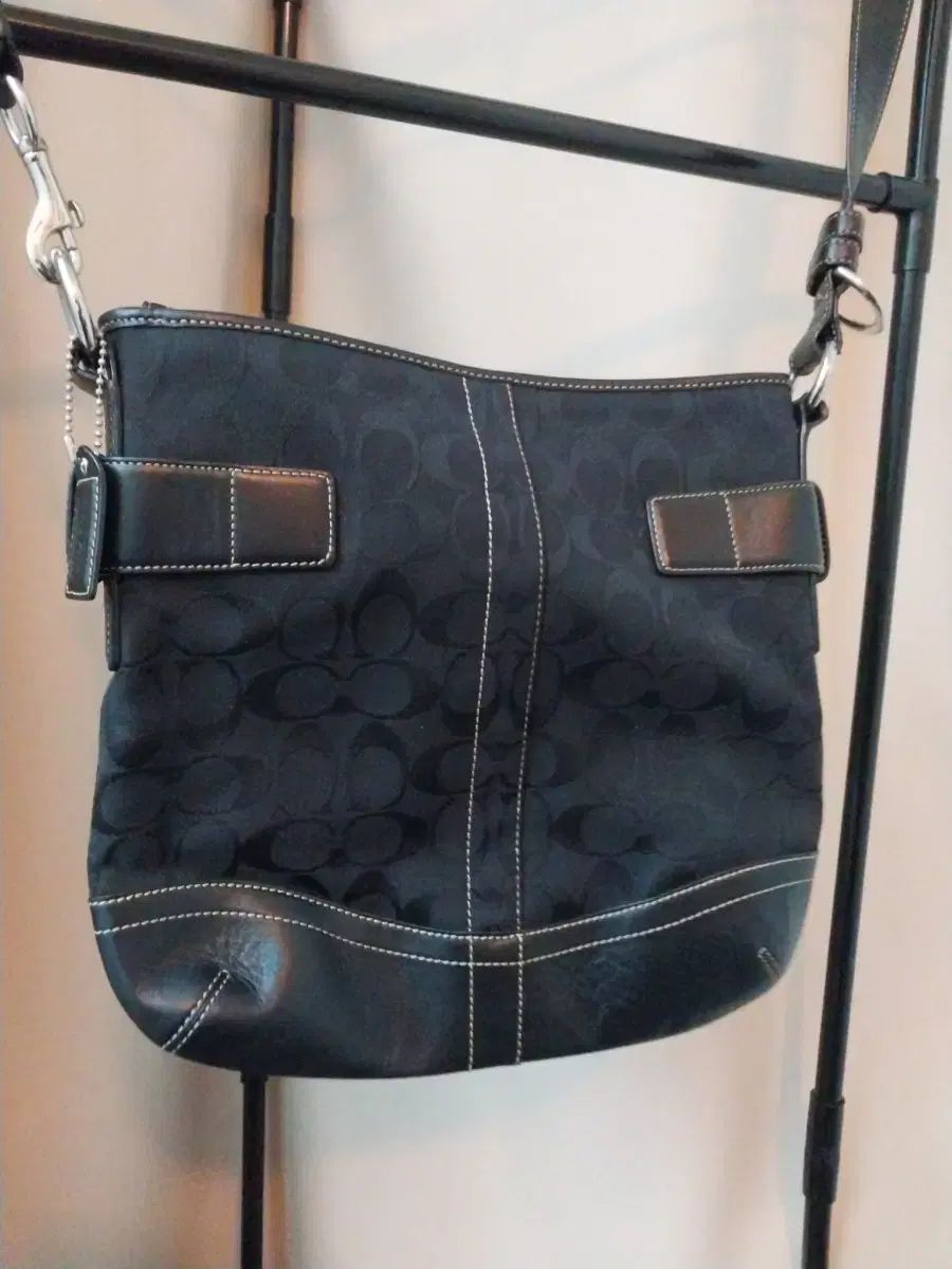 COACH シグネチャー ブラック クロスバッグ