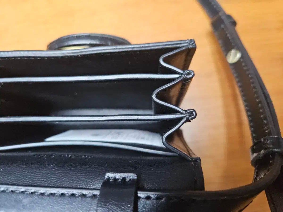 オーヴァル カードバッグ