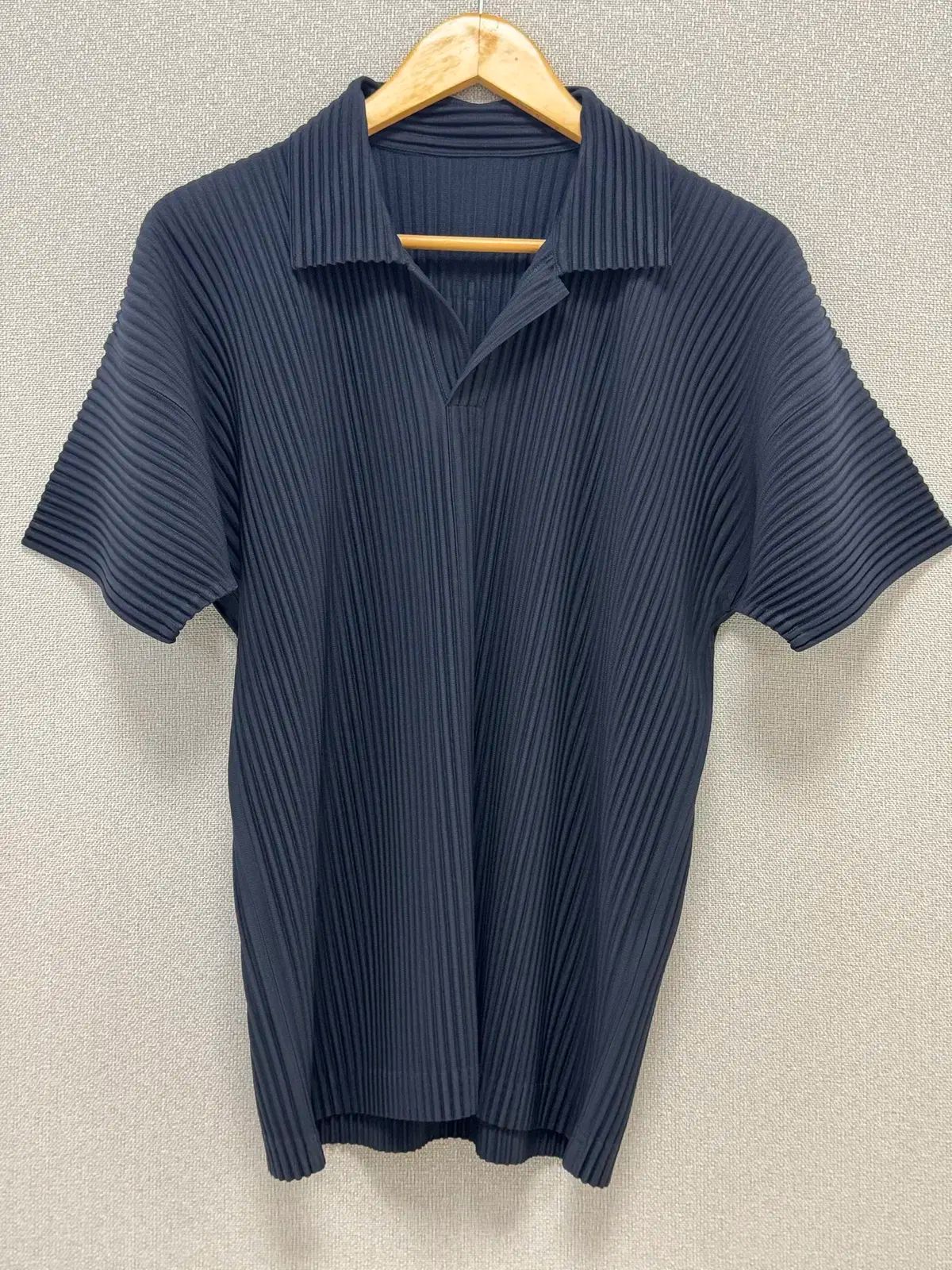 オムプリッセ Tシャツ 3