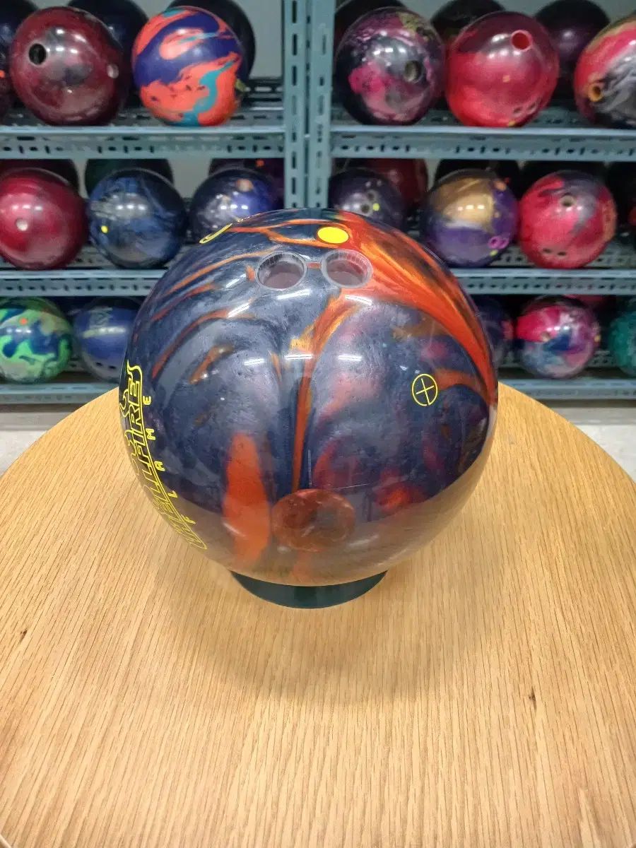 ボーリングボール 復元完 15 p ツーフィンガー ヘルファイア