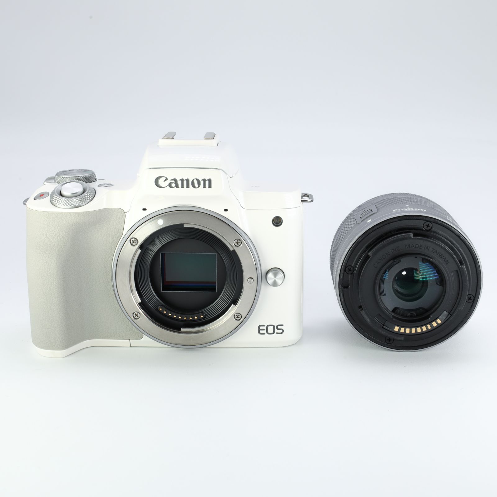 Canon キヤノン EOS Kiss M EF-M15-45 IS STM レンズキット ホワイト _GP00001333