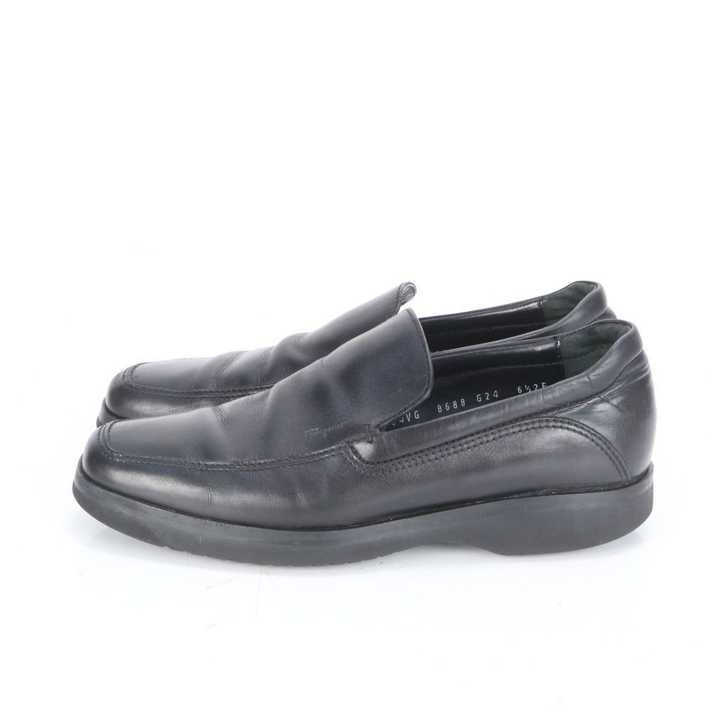 サルヴァトーレフェラガモ レザー ローファー 靴 革靴 ビジネス シューズ ブラック 黒 おしゃれ 6 1 2 2E メンズ EEE CZ2-6