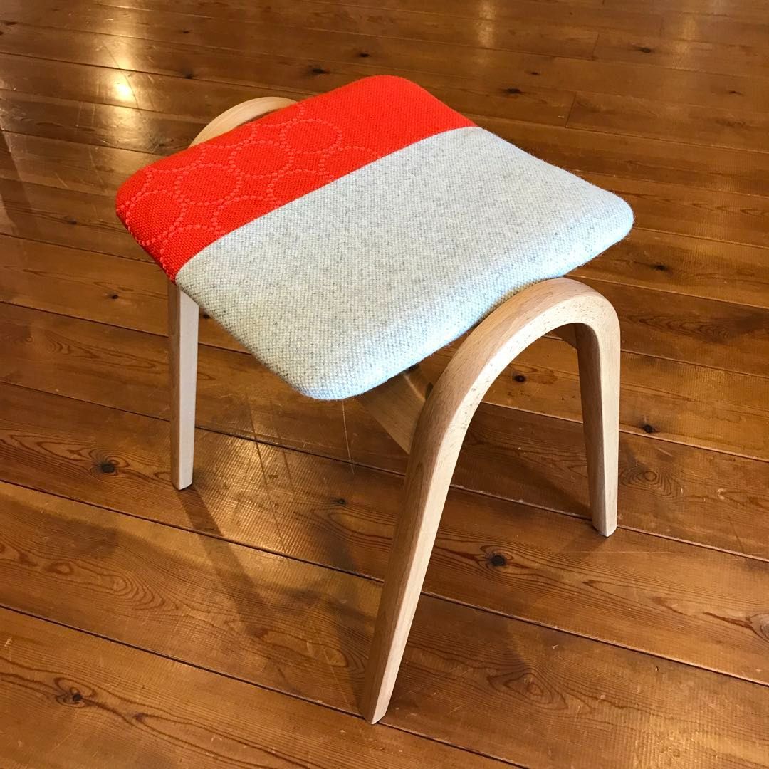 剣持スツール タンバリン柄 ラビーダ ブナ