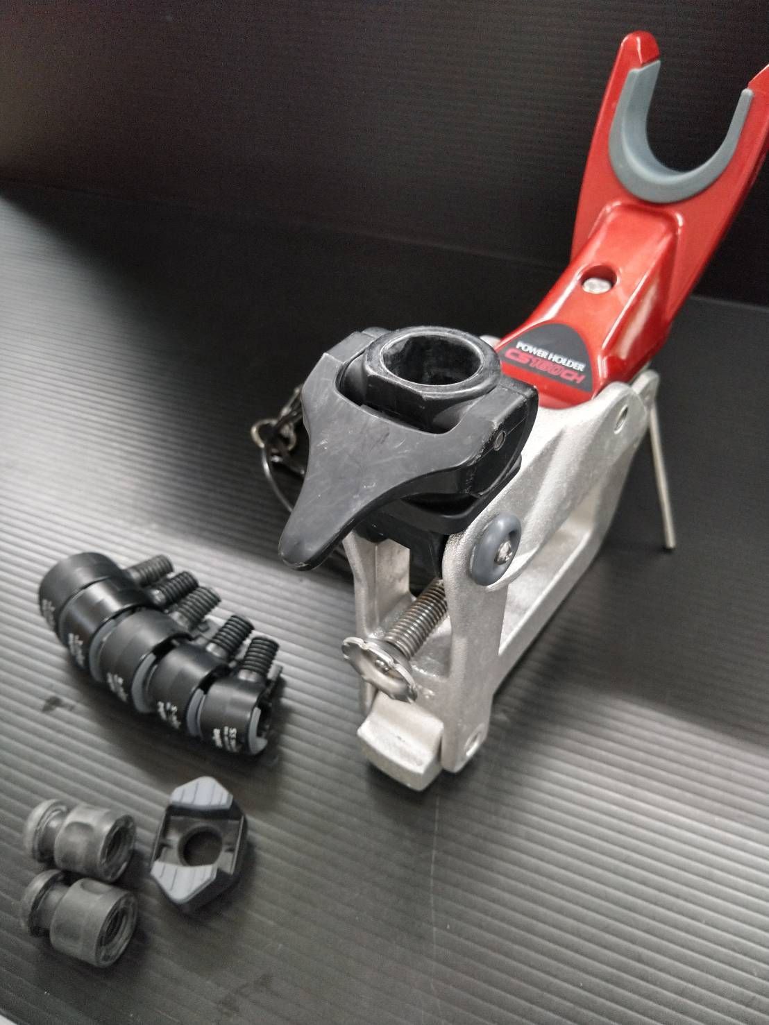 ダイワ パワーホルダー CS 160CH レッド ワンタッチボルトストッパー 船 釣り ロッドホルダー ロッドキーパー 竿受け 02