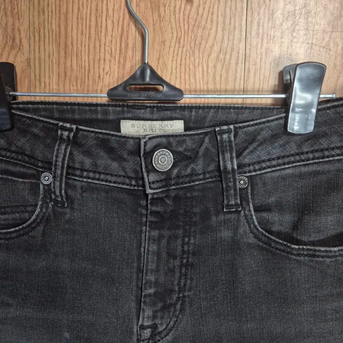 バーバリー BRIT