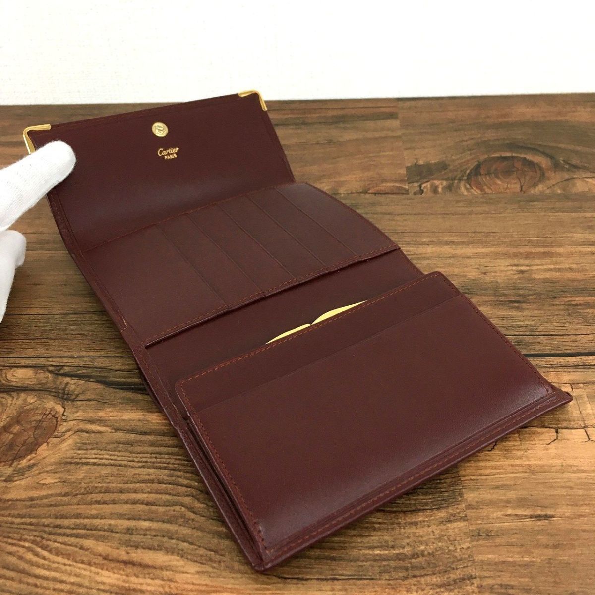 87 カルティエ 三つ折り財布 マストライン