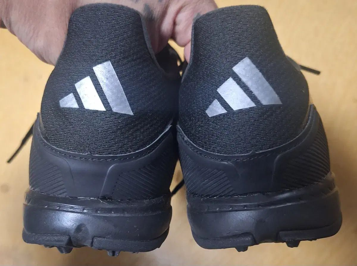 サッカーシューズ