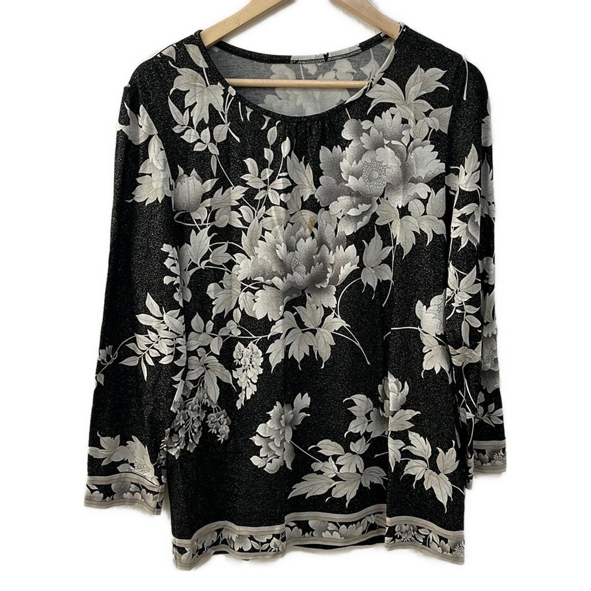 LEONARD レオナール 長袖カットソー サイズLL レディース - 黒×ライトグレー×グレーベージュ 花柄 ラメ
