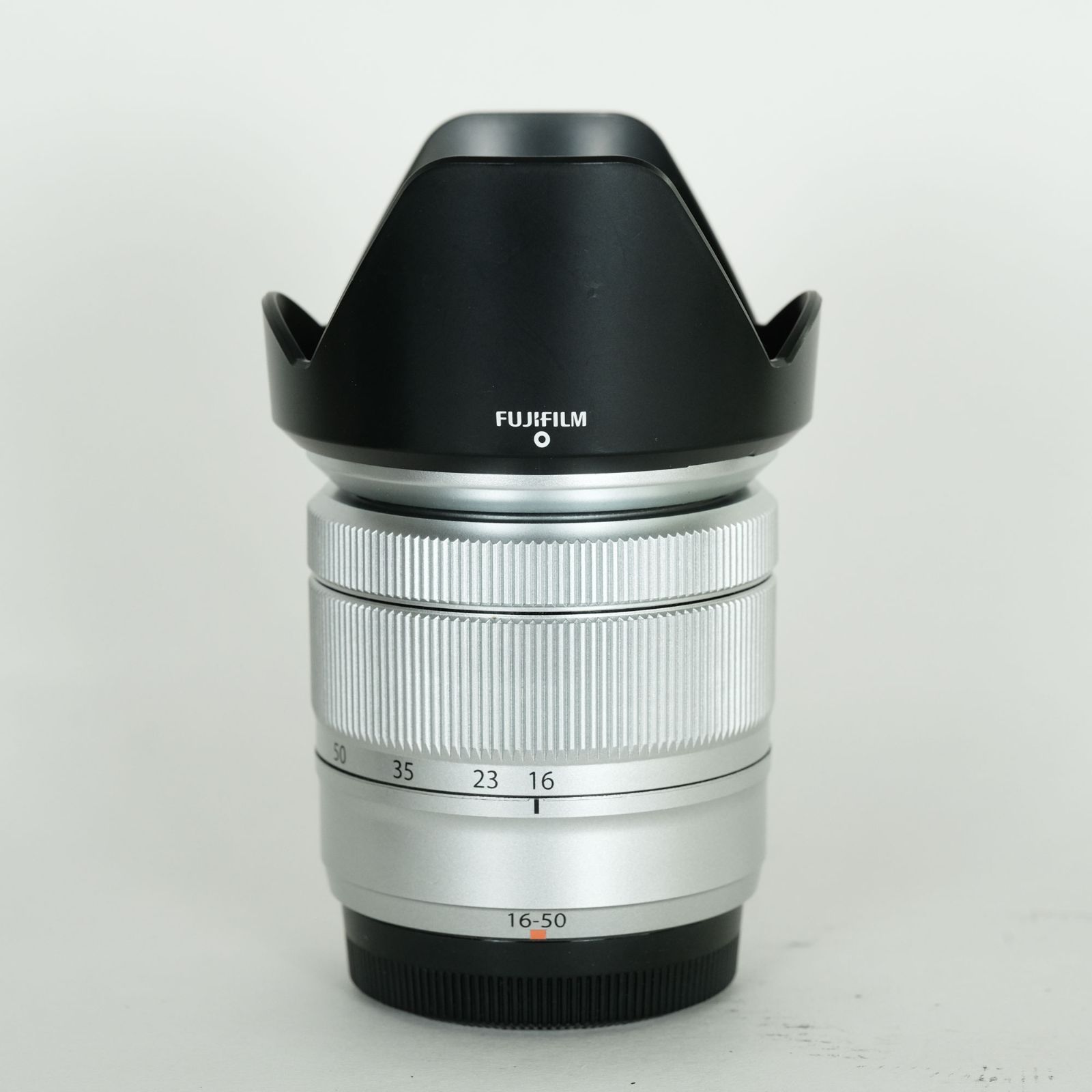 FUJIFILM フジノン XC16-50mm F3.5-5.6 OIS シルバー 富士フイルムXマウント