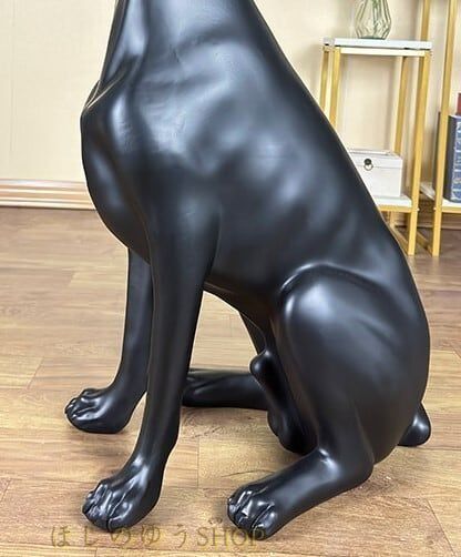 エレガントなドーベルマンのハンドメイドオブジェ