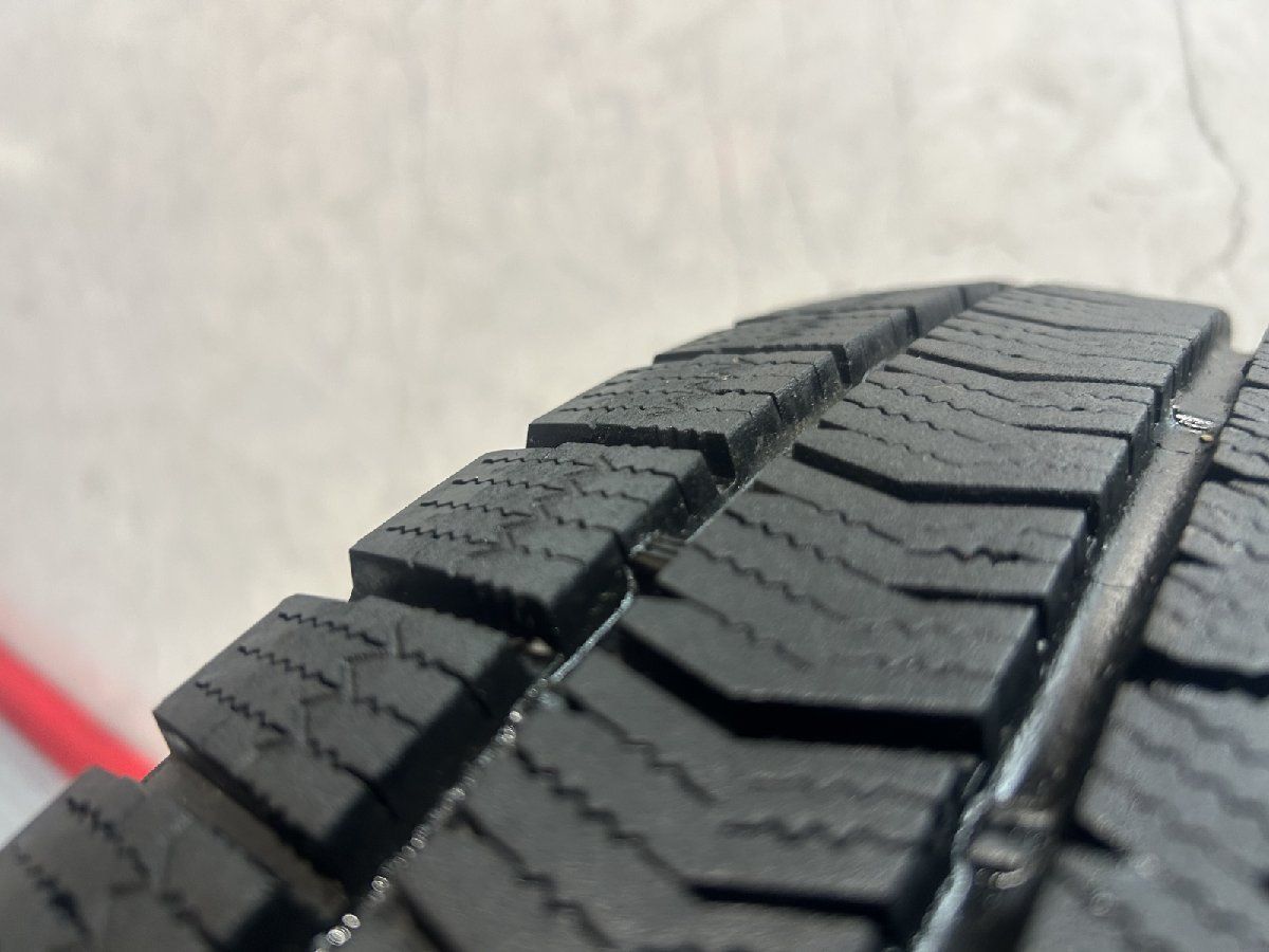  BS BLIZZAK VRX 2 225 60 R 17 17インチ スタッドレス 2本 21年製 バリ溝 アルファード ヴェルファイア スバルXV等 KTA 351 17インチ スタッドレス