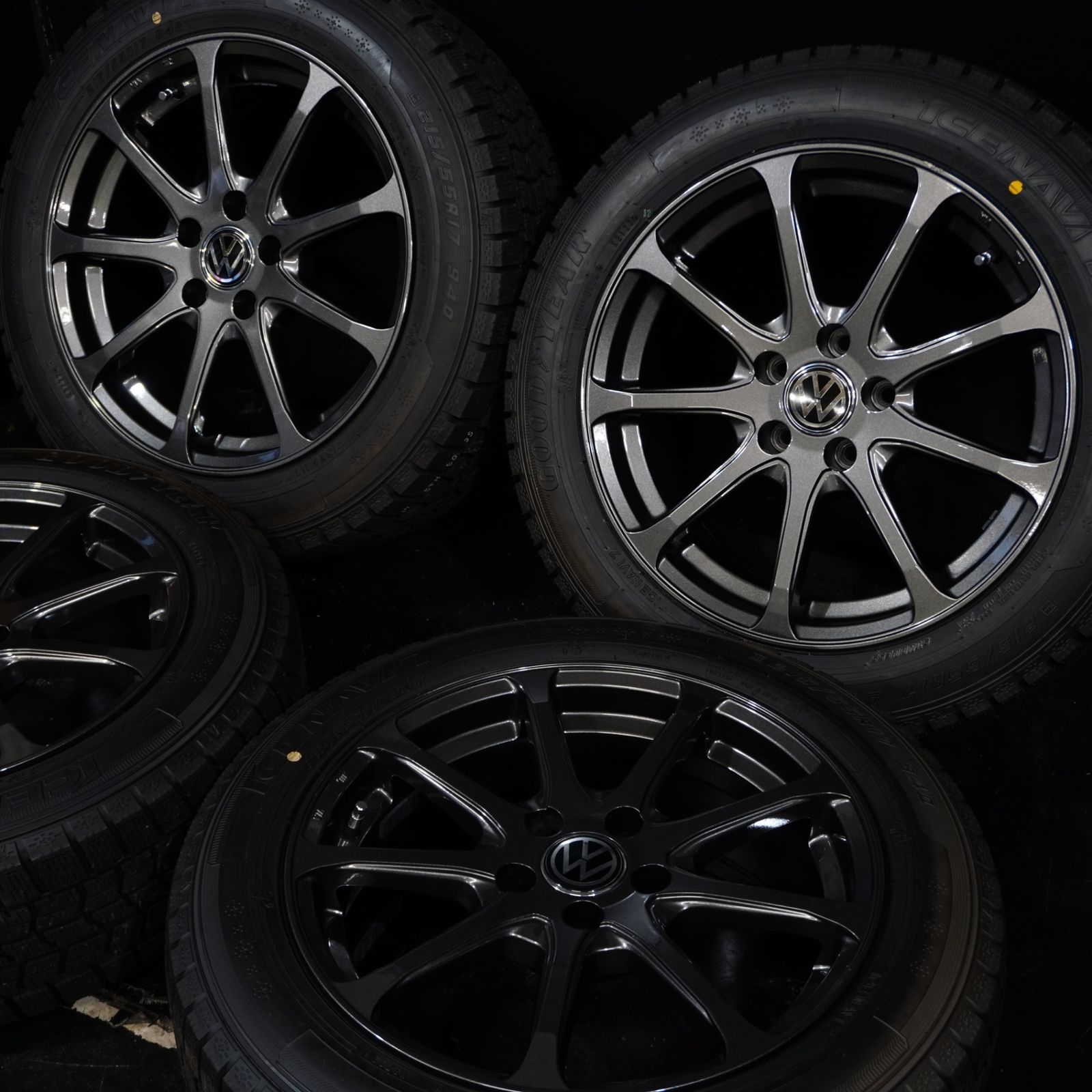 22 23年製 グッドイヤー アイスナビ7 BADX ATF 215 55 R 17 7 5 J 38 112 H 球面 4本 スタッドレス ザ ビートル パサート T Roc