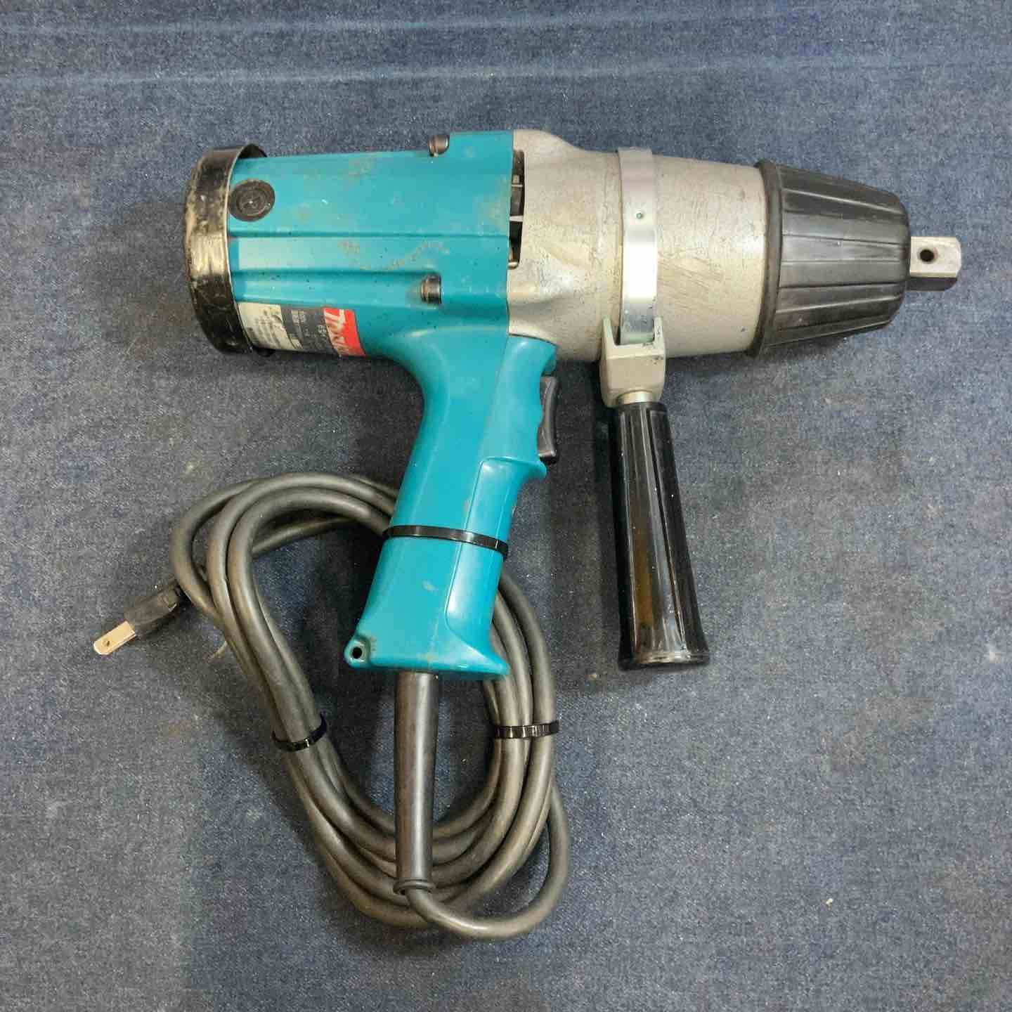 マキタ makita インパクトレンチ 6906 八潮店