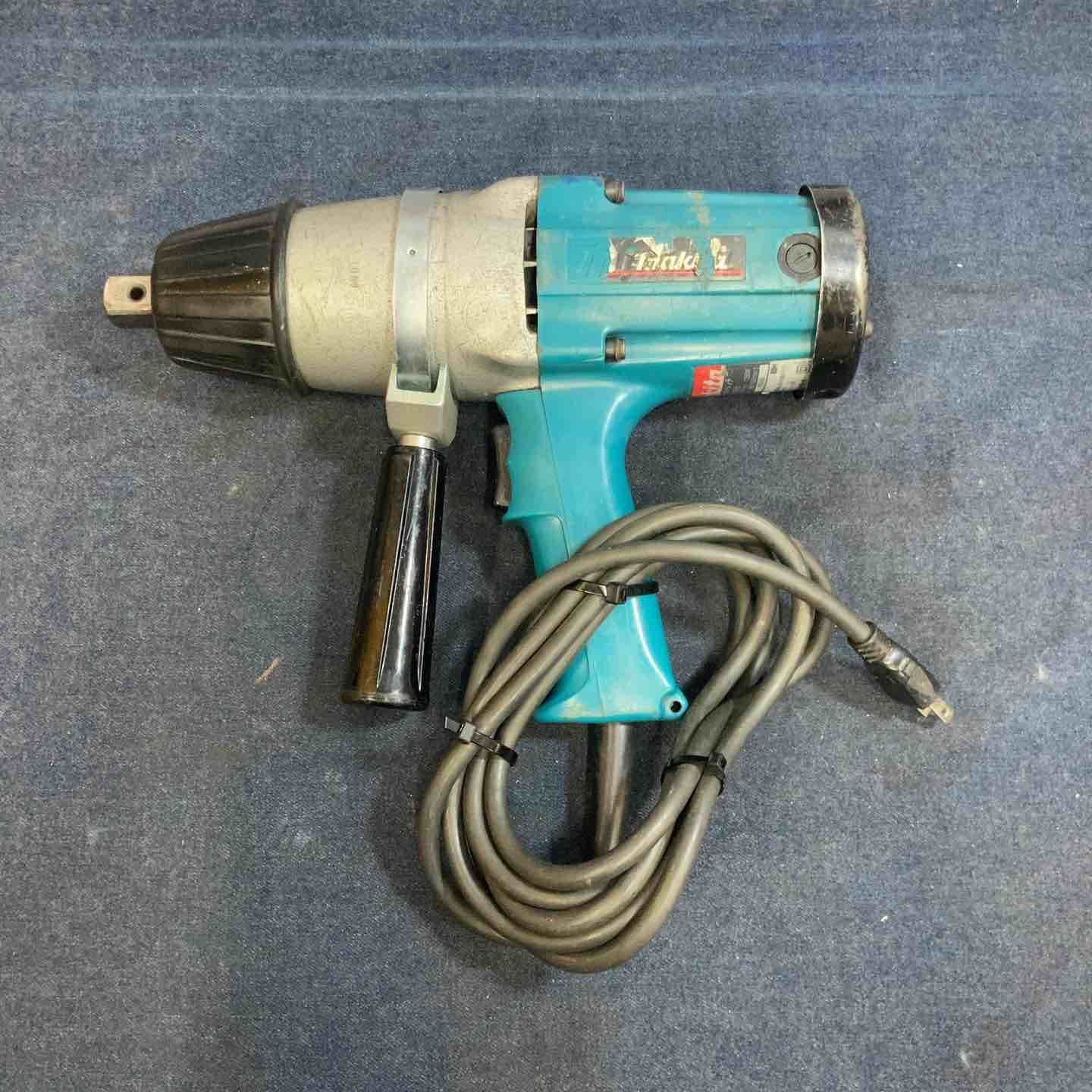 マキタ makita インパクトレンチ 6906 八潮店