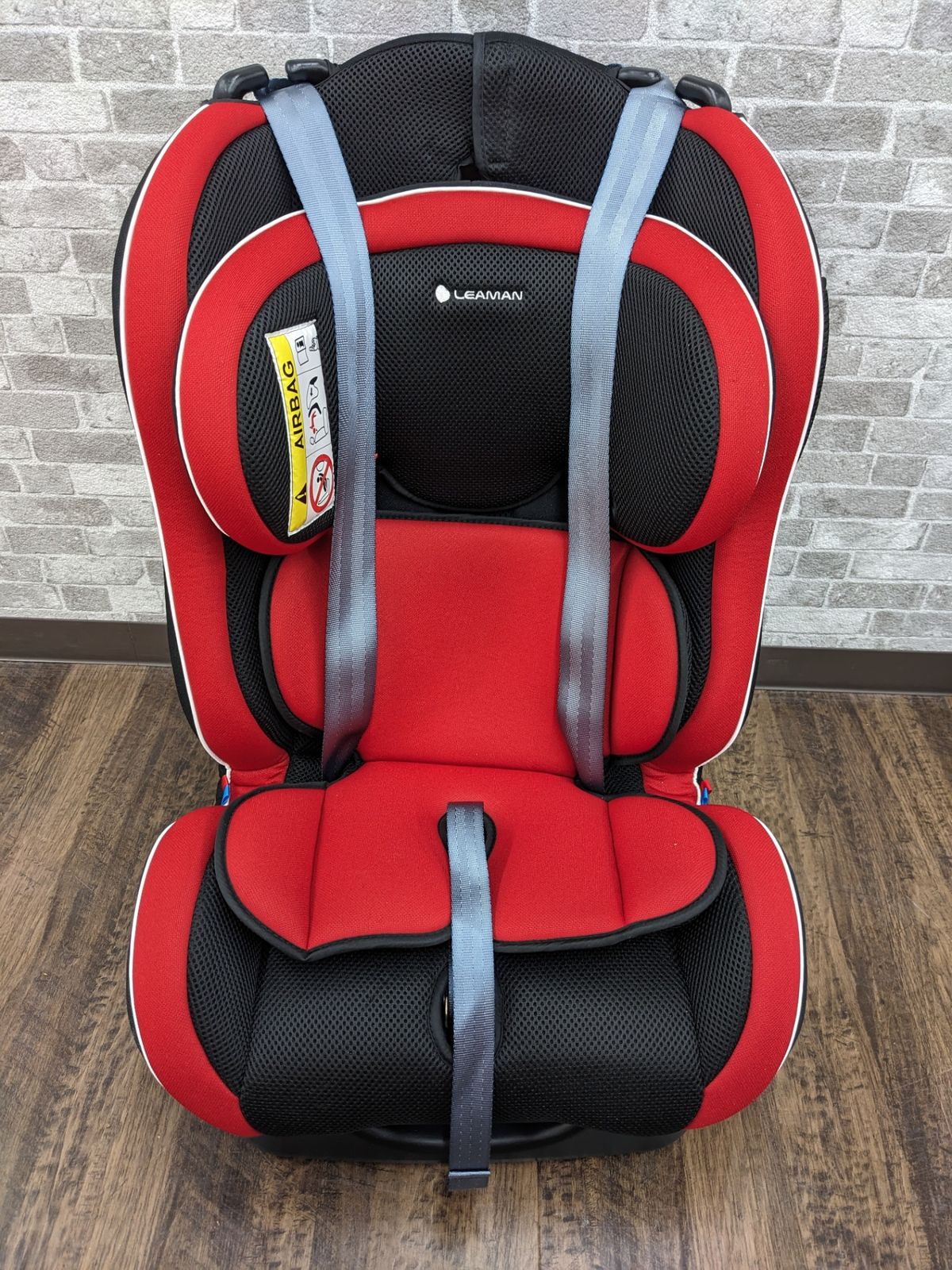 チャイルドシート カイナ CG 002 ブラック×レッド リーマン 新生児から７歳まで