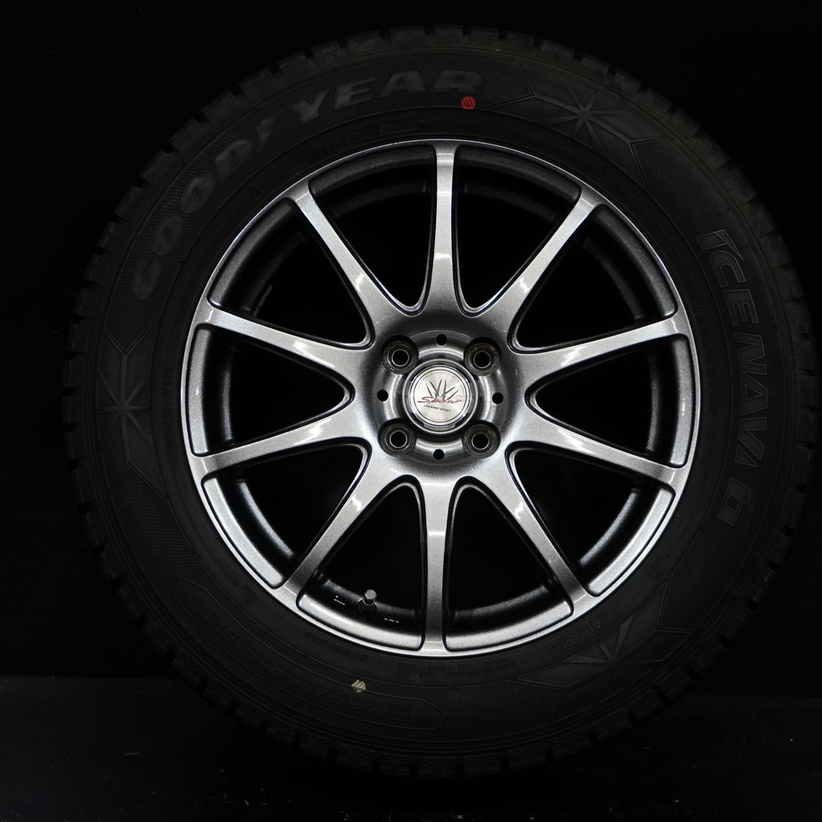  20年製 バリ山 グッドイヤー アイスナビ6 ロクサーニスポーツ 195 65 R 16 6 J 42 100 4 H 4本 スタッドレス ライズ ロッキー 15インチ タイヤ ホイールセット