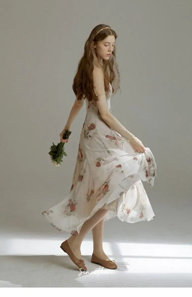 Sサイズ Since Then ミュート ベージュ ロング丈ワンピース リゾートレディース夏キャミソールワンピース フローラルワンピース