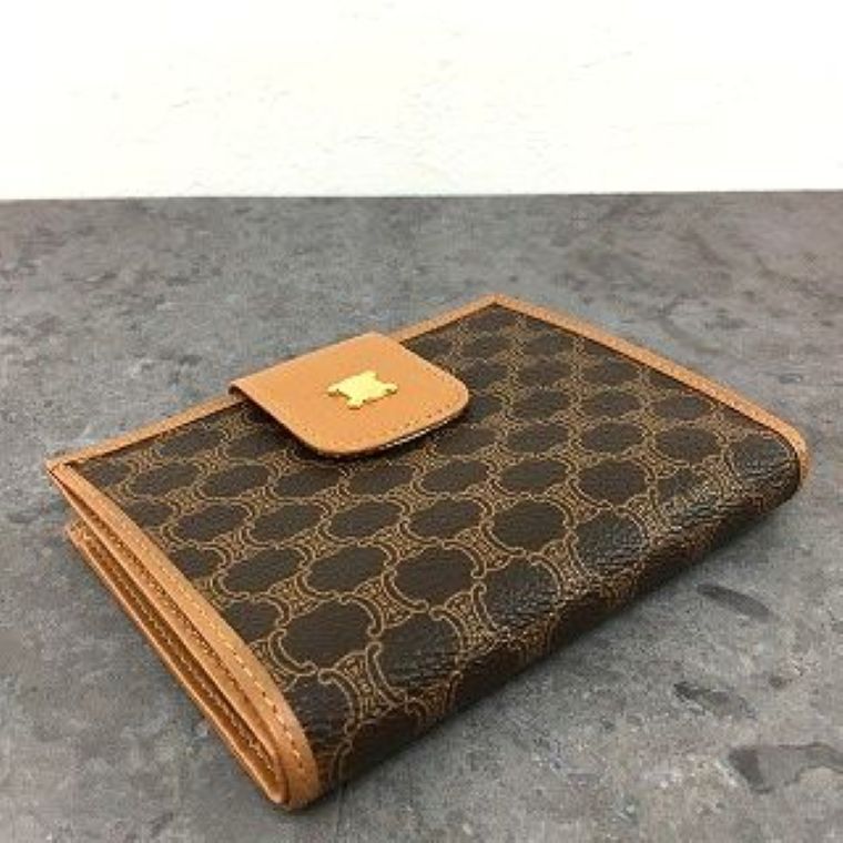 ブラウン マカダム柄