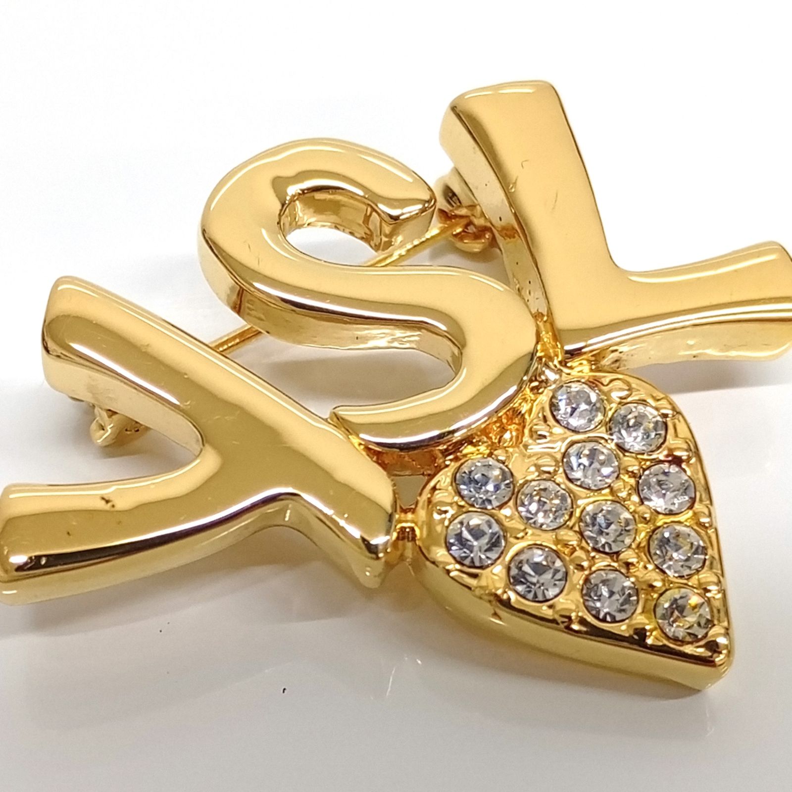 YSL ブローチ イヴサンローラン ゴールド GP ロゴ ハート JA-2