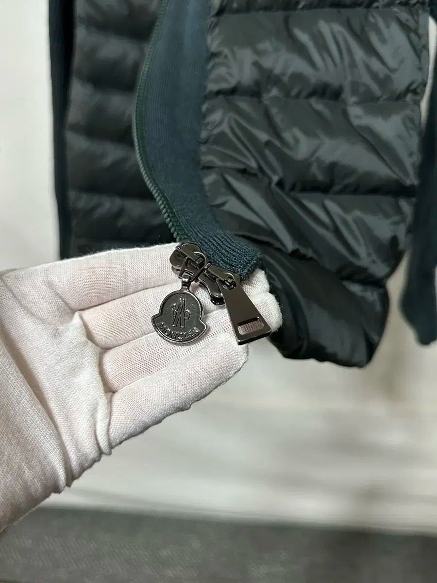  XS モンクレール MAGLIONE レディース ニットダウン カーディガン カーキ 長袖 カーディガン ボレロ アンサンブル