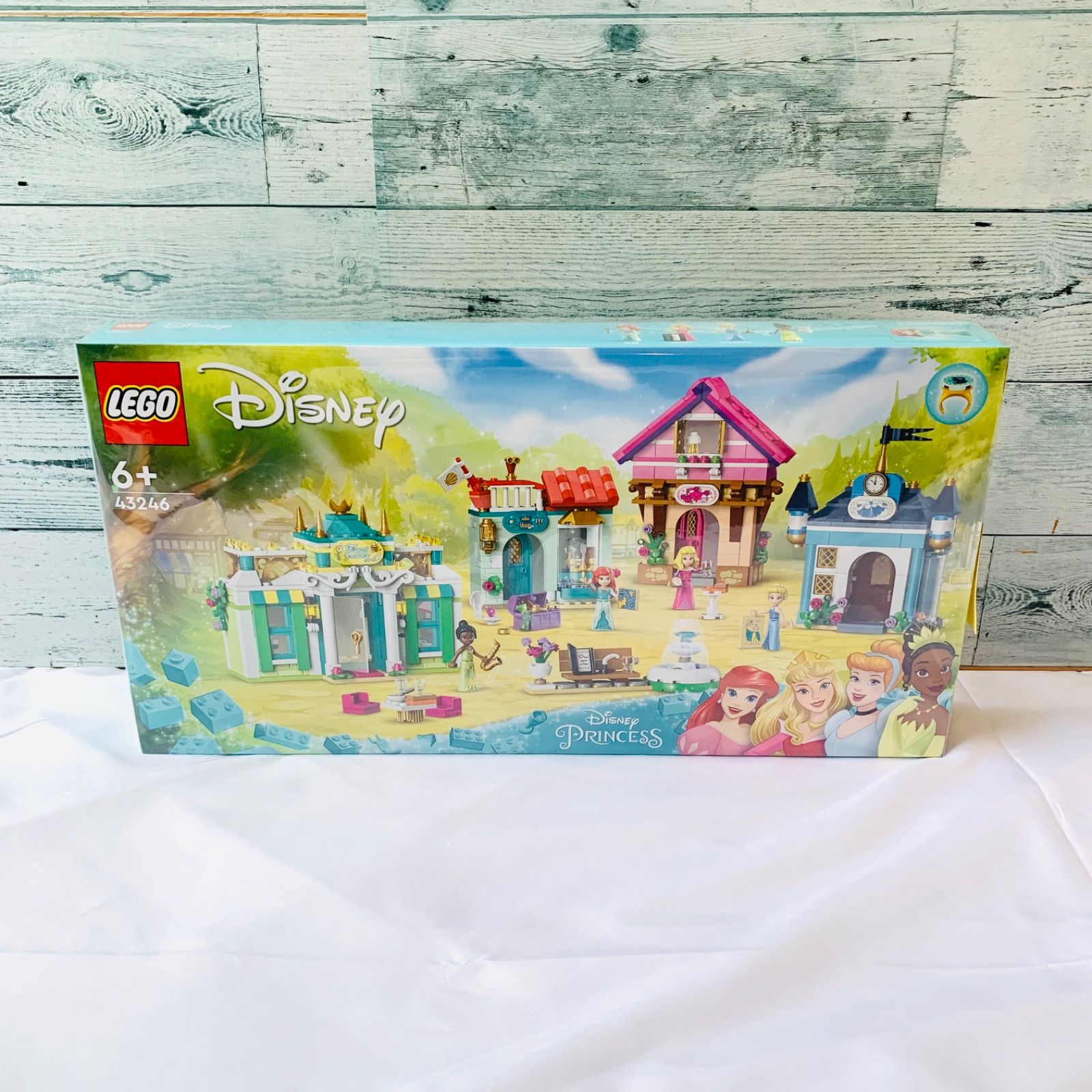 レゴ 43246 ディズニープリンセスの町の冒険