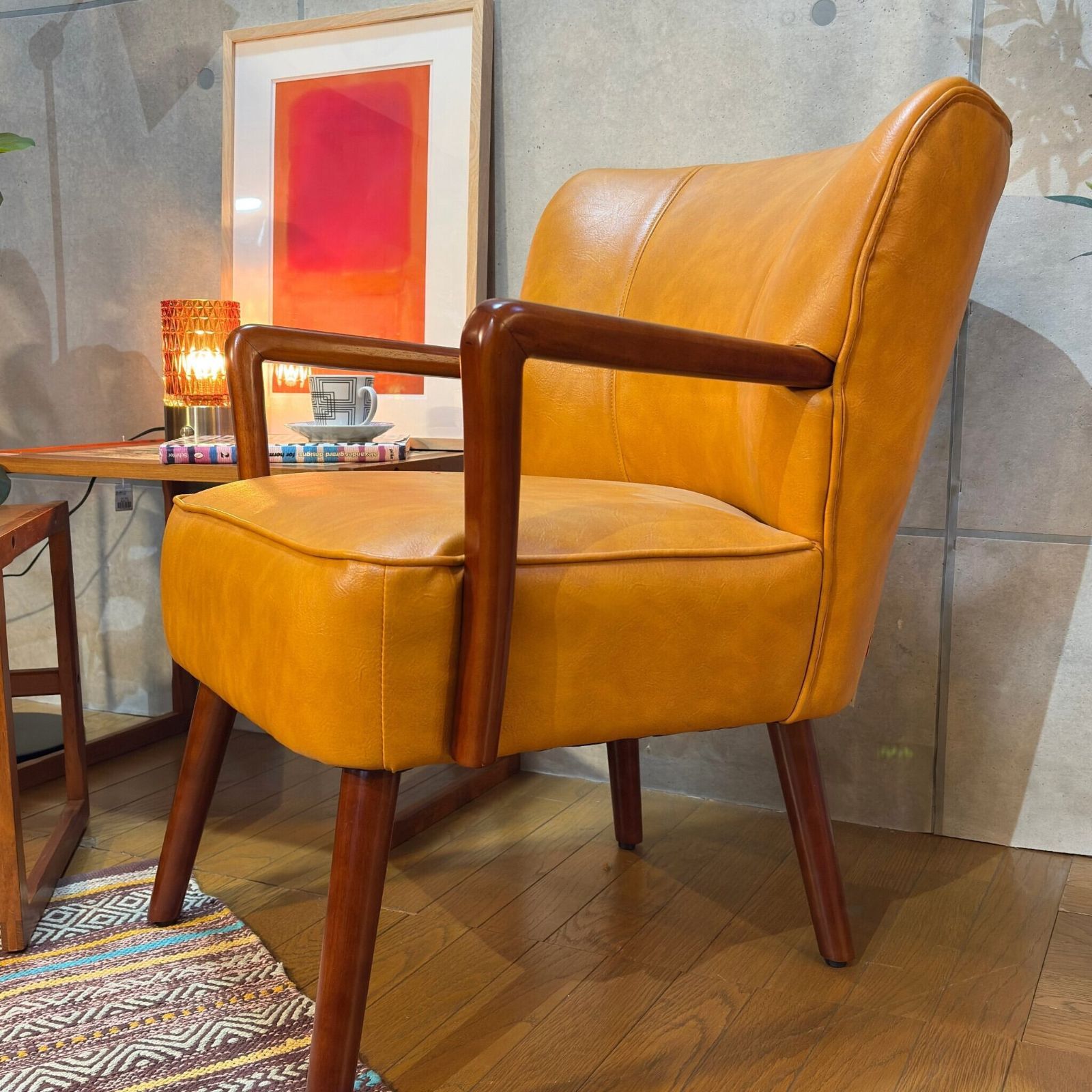 新品】アームチェア キャメルオレンジ ゴーグ | ミッドセンチュリー