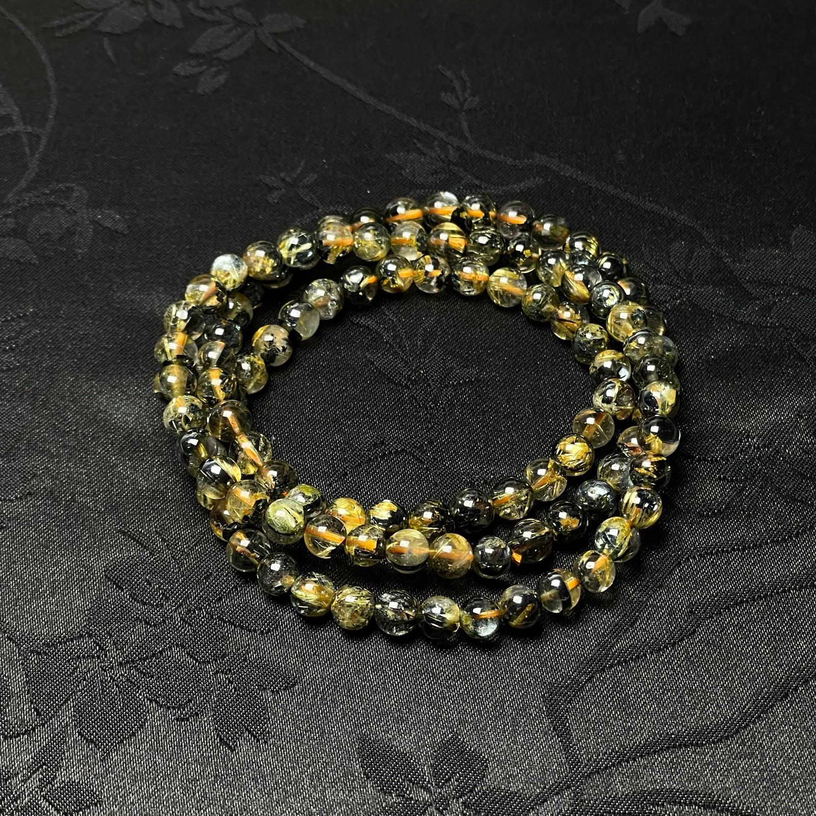 上級 EU製 太陽花タイチンルチル 黄金針水晶 金運 開運 ゴールド 3本巻きブレス パワーストーン プレゼント 5.4-5.8mmZB9679
