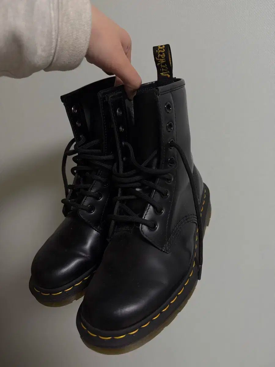 DR. MARTENS ドクターマーチン 230