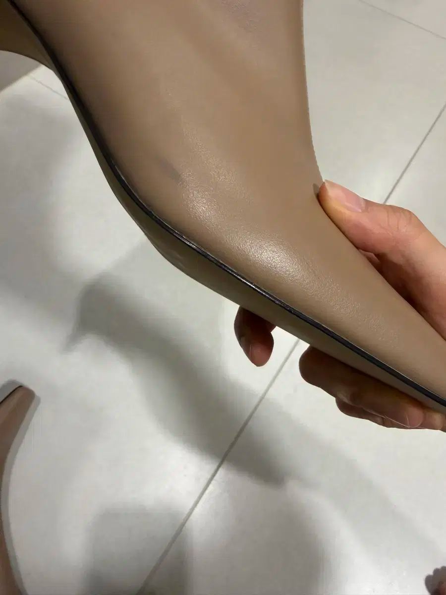 アンクルブーツ