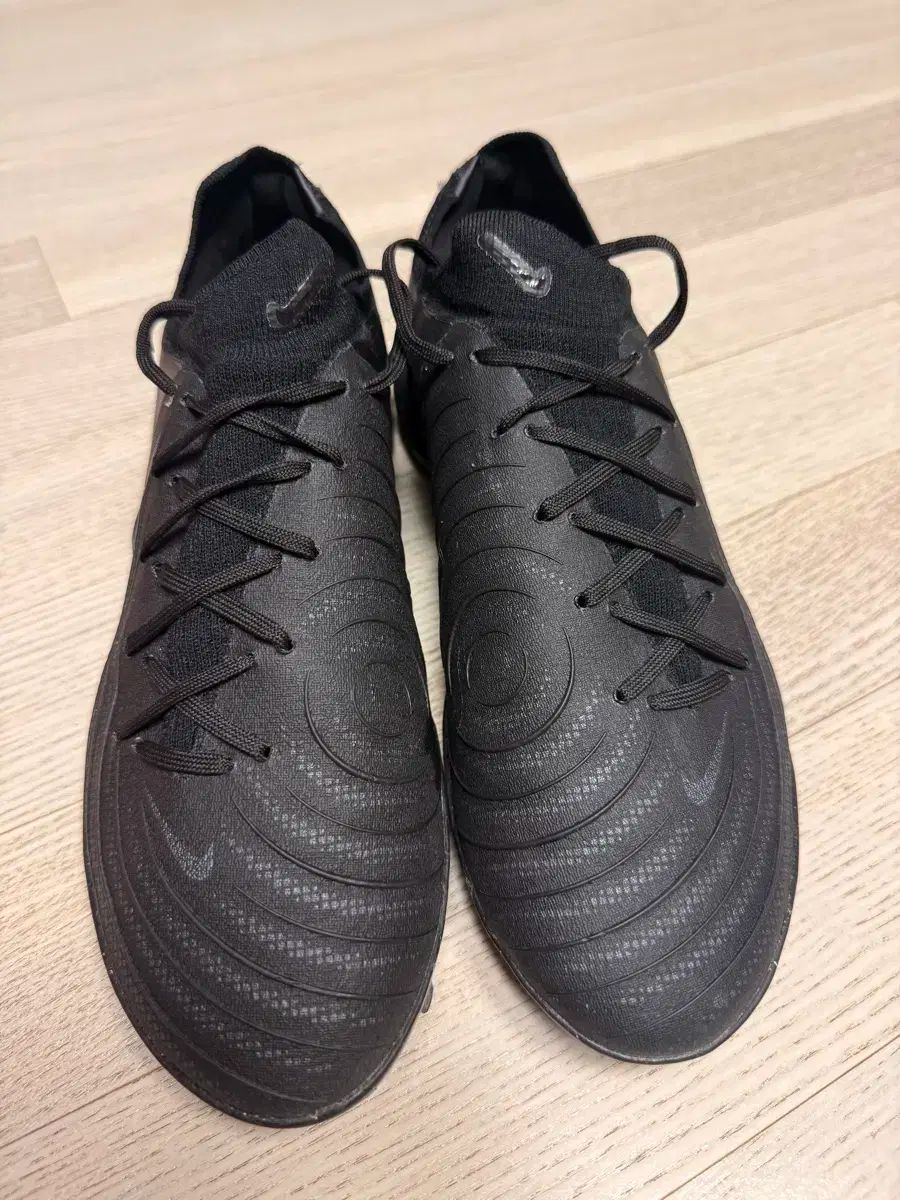 ナイキ FANTOM GX II Pro TF 255mm ディープブラック