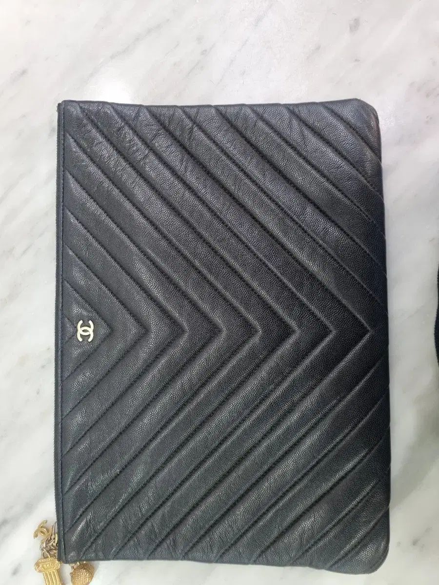 クラッチバッグ