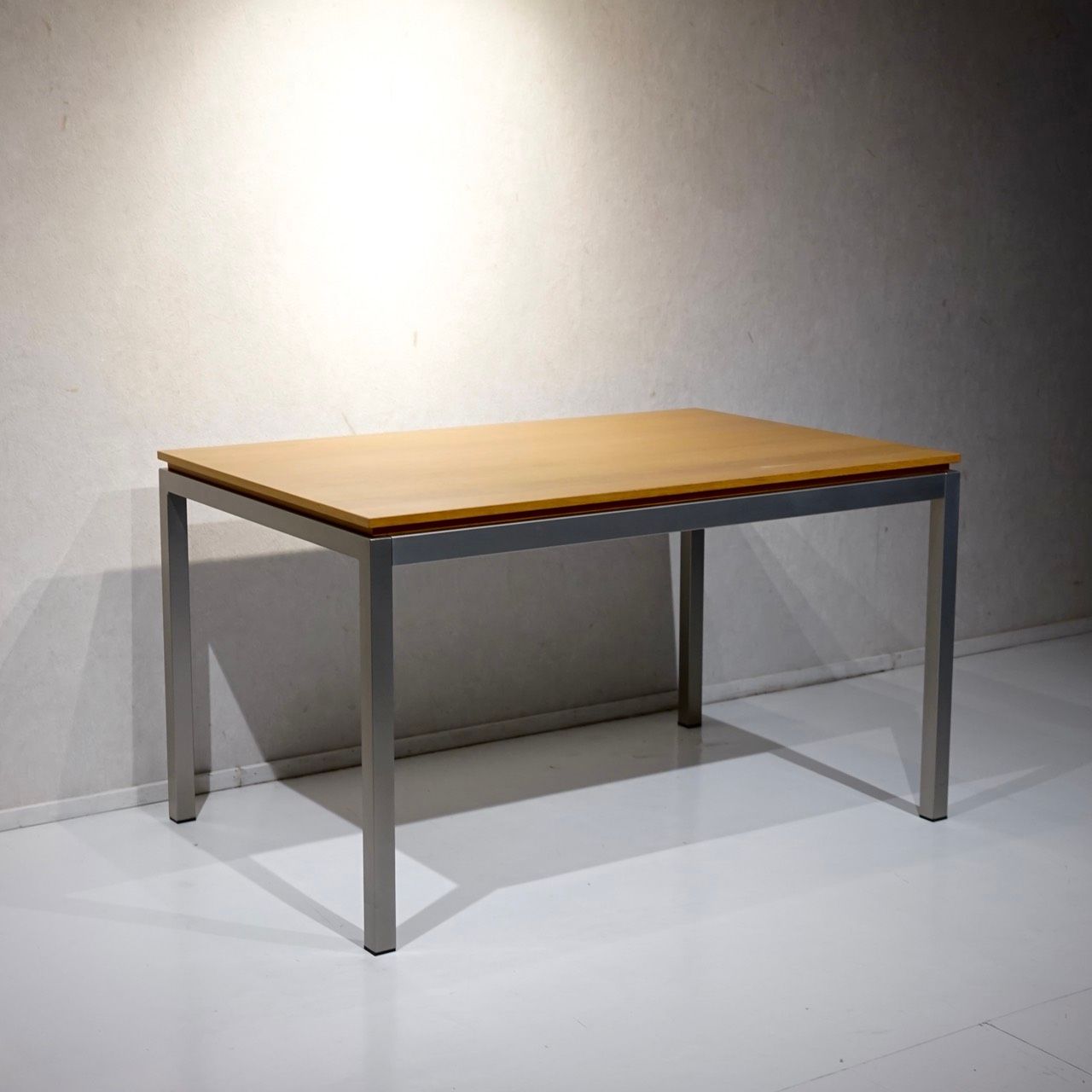 Calligaris カリガリス AVANTGARDE アヴァンギャルド ダイニング  