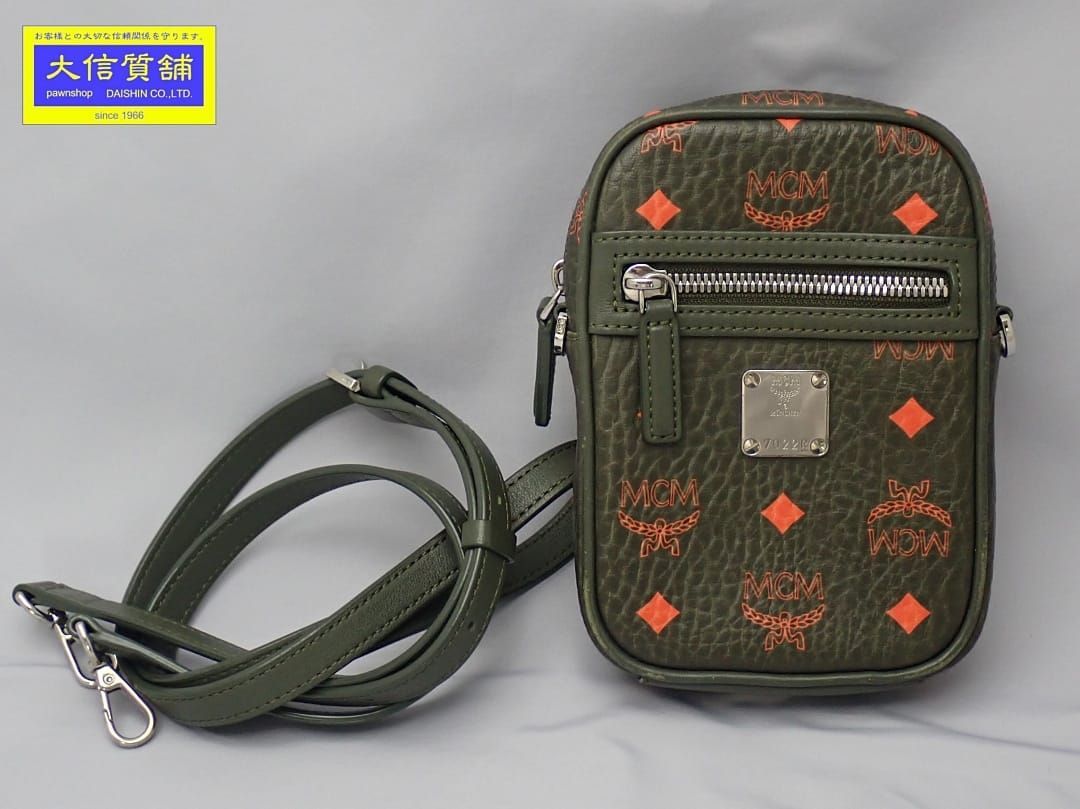 MCM MXZ9AVI56 ショルダーバッグ グリーン系 B A-8958 質屋