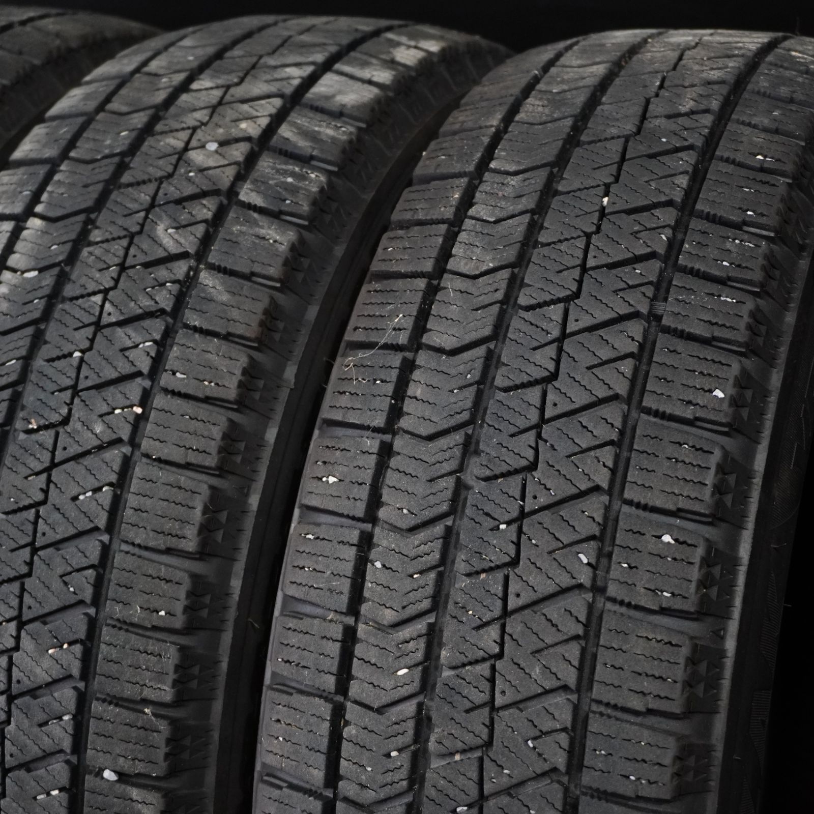 売り切り 21年製 ブリヂストン BLIZZAK VRX2 165/65R14 4本