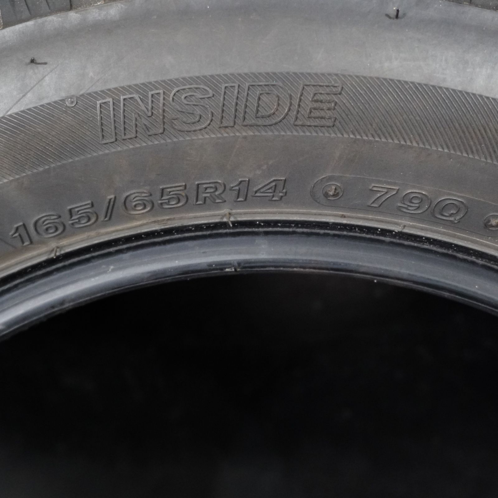 売り切り 21年製 ブリヂストン BLIZZAK VRX2 165/65R14 4本